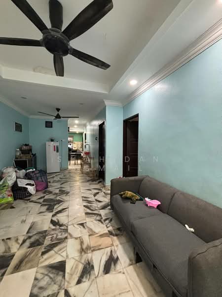 Rumah Teres 1 Tingkat untuk Dijual di Taman Bertam Indah (Kepala Batas) - Shahidan Ismail - Living Room - PropertyGuru.com.my
