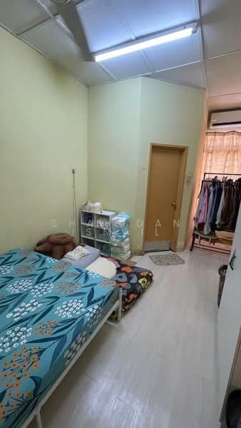 Rumah Teres 1 Tingkat untuk Dijual di Taman Bertam Indah (Kepala Batas) - Shahidan Ismail - Bedroom - PropertyGuru.com.my