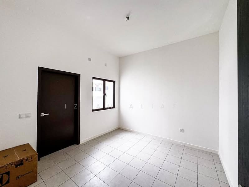 Rumah Teres 2 Tingkat untuk Dijual di Bandar Serenia (Dengkil) - Izzah Alias - PropertyGuru.com.my