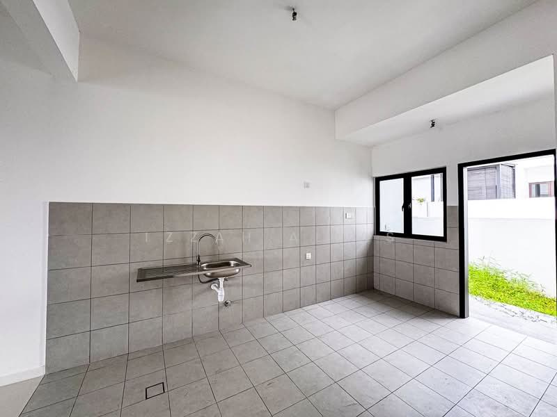 Rumah Teres 2 Tingkat untuk Dijual di Bandar Serenia (Dengkil) - Izzah Alias - PropertyGuru.com.my