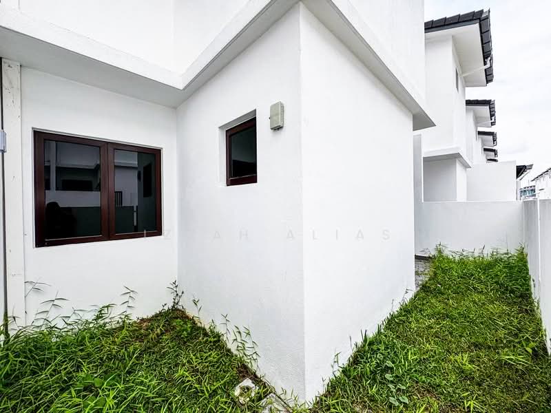 Rumah Teres 2 Tingkat untuk Dijual di Bandar Serenia (Dengkil) - Izzah Alias - PropertyGuru.com.my