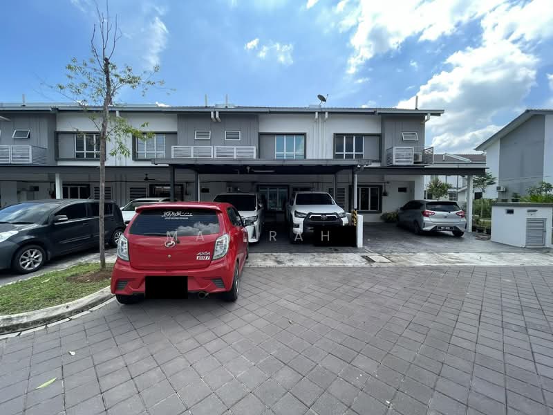 2-storey Terraced House for Sale in Dengkil (Selangor) - Mahirah . - Exterior - PropertyGuru.com.my