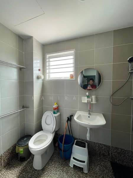 2-storey Terraced House for Sale in Dengkil (Selangor) - Mahirah . - Bathroom - PropertyGuru.com.my