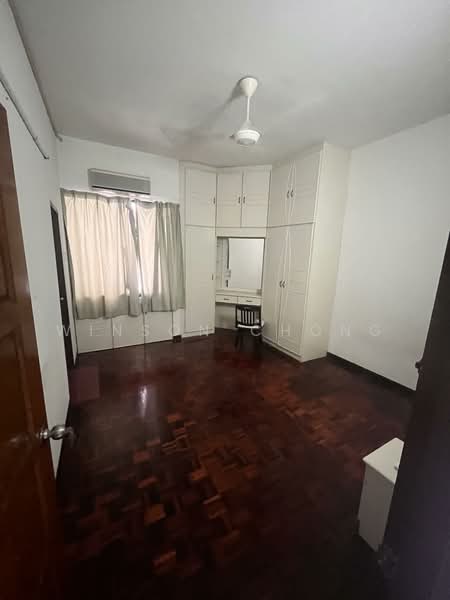 Kondominium untuk Disewa di Desa Melor - Winson Chong - Bedroom - PropertyGuru.com.my