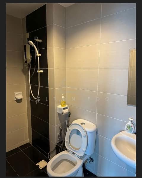 Servis Apartment untuk Disewa di Amaya Maluri - Kelton Foo - Bathroom - PropertyGuru.com.my