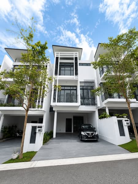 2.5-storey Terraced House for Sale in Taman Melawati (Ulu Kelang) - Lucas Choo - Exterior - PropertyGuru.com.my