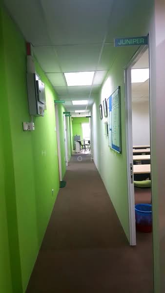 Kedai / Pejabat untuk Dijual di Petaling Jaya (Selangor) - Han Sen Goh - Corridor - PropertyGuru.com.my