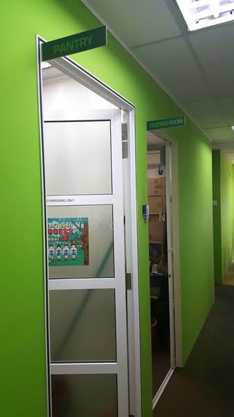 Kedai / Pejabat untuk Dijual di Petaling Jaya (Selangor) - Han Sen Goh - Corridor - PropertyGuru.com.my