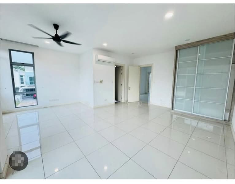 2-storey Terraced House for Sale in Setia Eco Glades (Cyberjaya) - Eric Yap - Bedroom - PropertyGuru.com.my