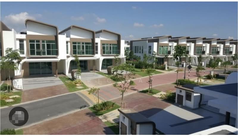 2-storey Terraced House for Sale in Setia Eco Glades (Cyberjaya) - Eric Yap - Exterior - PropertyGuru.com.my