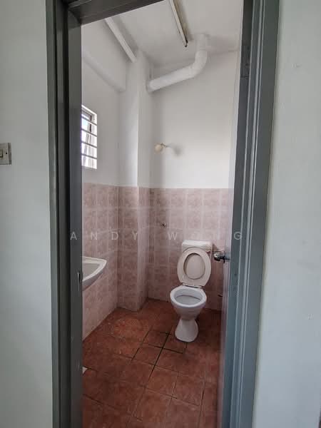 Apartment for Sale at Apartment Mahkota 1 - Andy Wong - Bathroom - PropertyGuru.com.my
