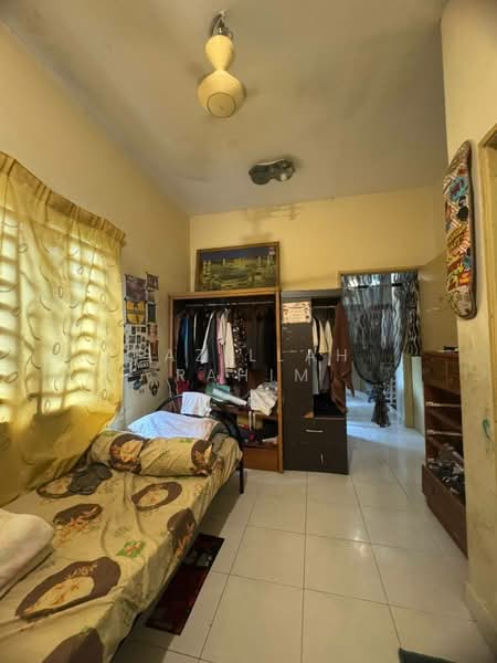 Rumah Teres untuk Dijual di Taman Sri Kejora (Kajang) - Fazillah Rahim - Bedroom - PropertyGuru.com.my