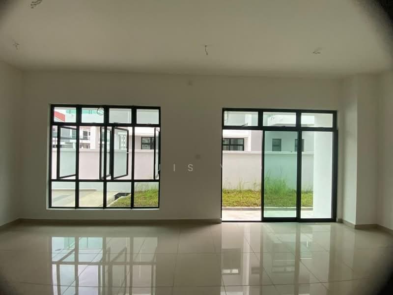 2-storey Terraced House for Sale in Johor Bahru (Johor) - Louis Yeo - Living Room - PropertyGuru.com.my
