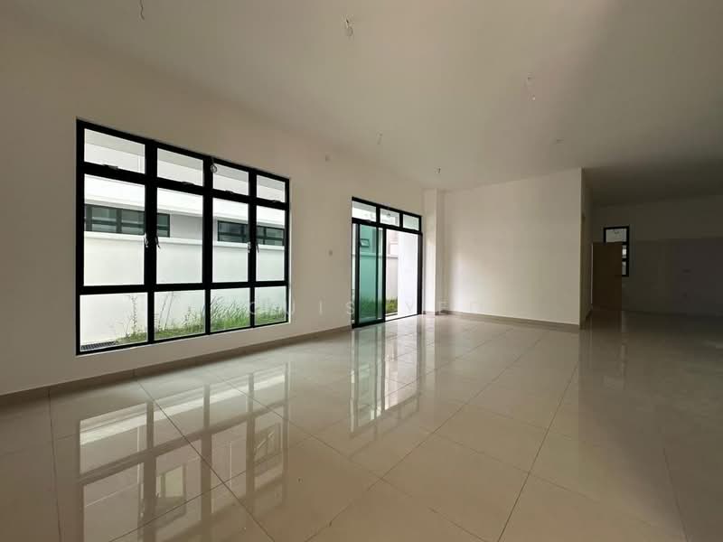 2-storey Terraced House for Sale in Johor Bahru (Johor) - Louis Yeo - Living Room - PropertyGuru.com.my