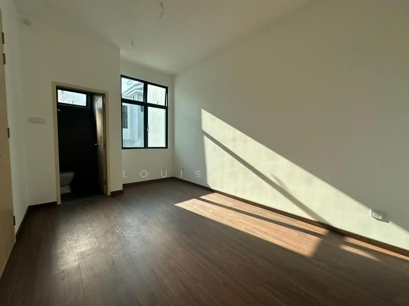 2-storey Terraced House for Sale in Johor Bahru (Johor) - Louis Yeo - Bathroom - PropertyGuru.com.my