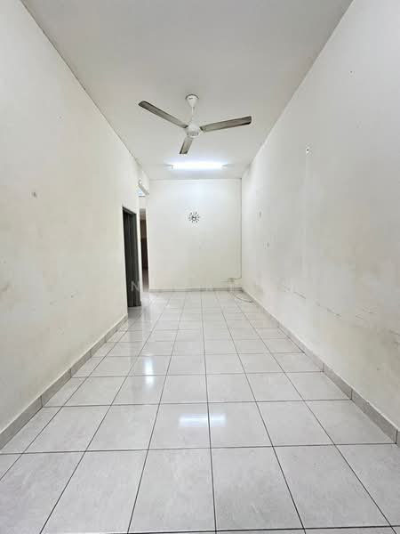 Rumah Teres 1 Tingkat untuk Dijual di Kampung Kanchong Darat (Banting) - Nazrin Hakimin - Interior - PropertyGuru.com.my