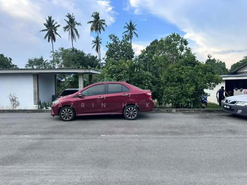 Rumah Teres 1 Tingkat untuk Dijual di Kampung Kanchong Darat (Banting) - Nazrin Hakimin - PropertyGuru.com.my