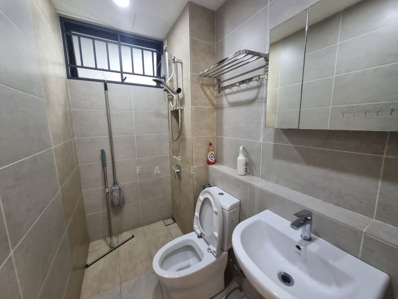 Servis Apartment untuk Disewa di Setia City Residences - Faye Ng - Bathroom - PropertyGuru.com.my