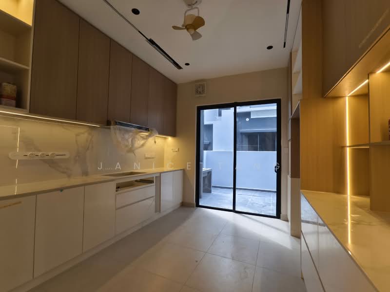 Semi-Detached House for Rent in Eco Ardence (Setia Alam) - Janice Tang - Kitchen - PropertyGuru.com.my
