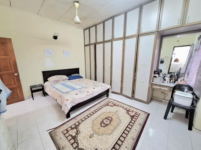 Rumah Teres 2 Tingkat untuk Dijual di Seksyen 7 (Shah Alam) - Ammeer Nadzrai - Bedroom - PropertyGuru.com.my