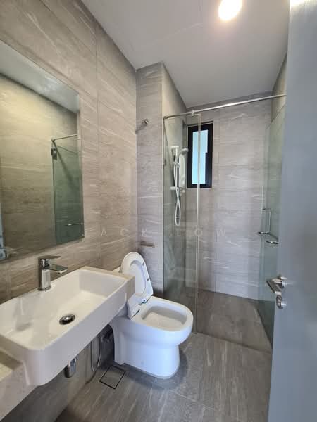 Service Residence for Rent at Gems Residences - Jack Low - Bathroom - PropertyGuru.com.my