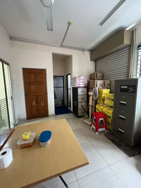 Shop for Sale in Taman Molek (Johor Bahru) - Ruby Teow - Interior - PropertyGuru.com.my