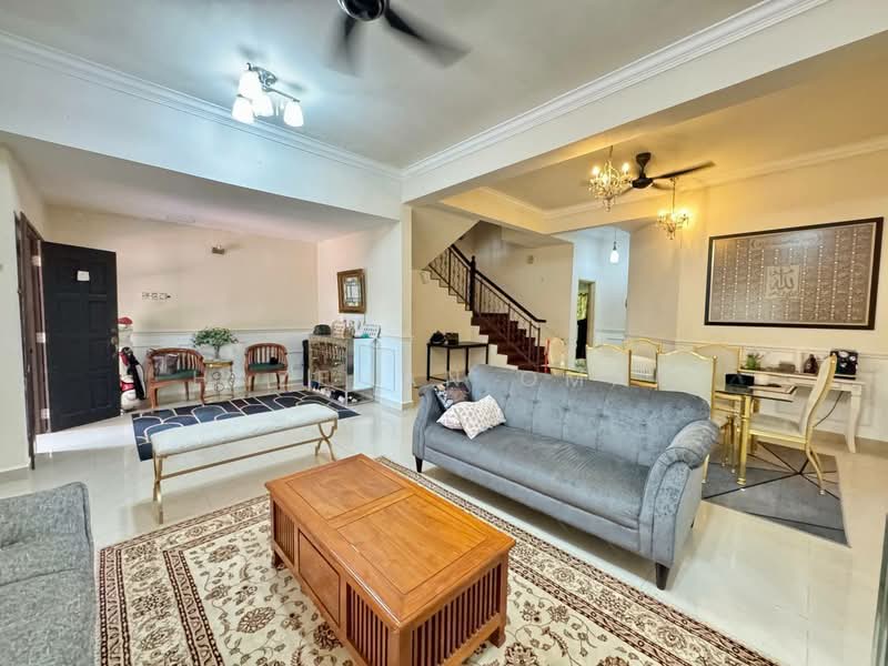 2-storey Terraced House for Sale in Bukit Jelutong (Shah Alam) - Hazeman Omar - Living Room - PropertyGuru.com.my
