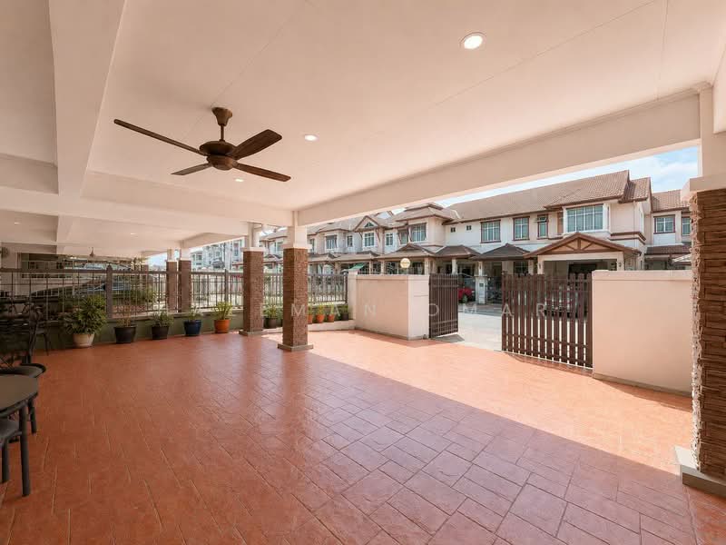 2-storey Terraced House for Sale in Bukit Jelutong (Shah Alam) - Hazeman Omar - Exterior - PropertyGuru.com.my