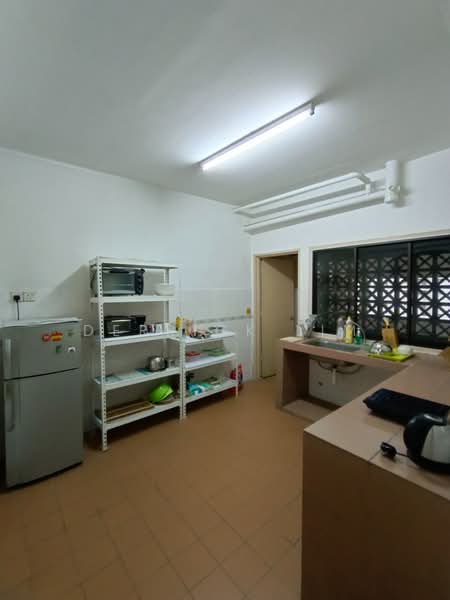 Kondominium untuk Dijual di Vista Komanwel B - Derrick Lim - Kitchen - PropertyGuru.com.my