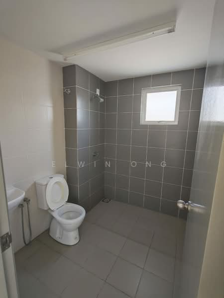 Rumah Teres 2 Tingkat untuk Dijual di Kuala Selangor (Selangor) - Elwin Ong - Bathroom - PropertyGuru.com.my