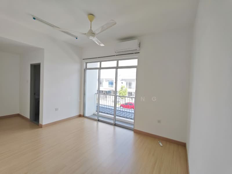Rumah Teres 2 Tingkat untuk Dijual di Kuala Selangor (Selangor) - Elwin Ong - Living Room - PropertyGuru.com.my