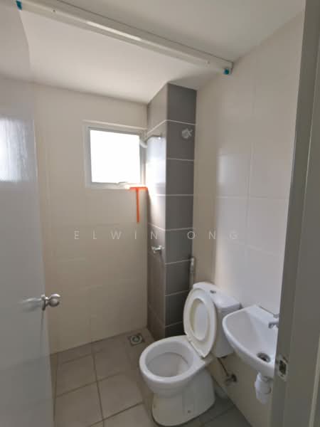 Rumah Teres 2 Tingkat untuk Dijual di Kuala Selangor (Selangor) - Elwin Ong - Bathroom - PropertyGuru.com.my