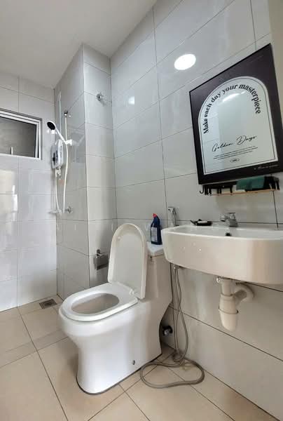 Service Residence for Sale at Amber Cove - Aibi Wang - Bathroom - PropertyGuru.com.my
