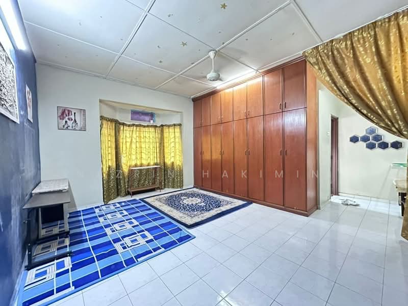 Terraced House for Sale in Taman Bayu Perdana (Klang) - Nazrin Hakimin - Bedroom - PropertyGuru.com.my