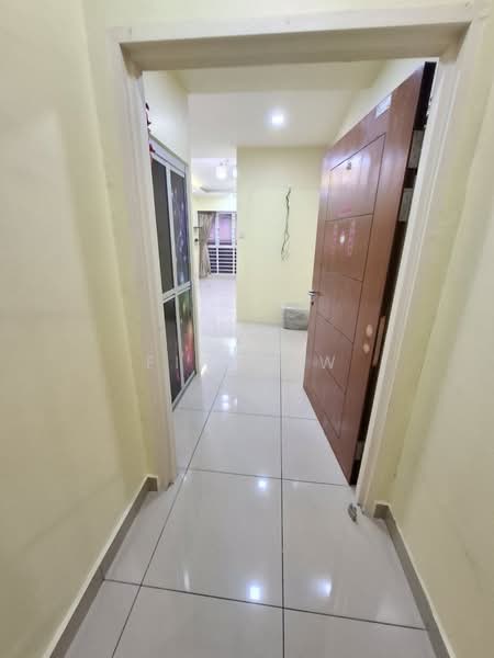 Service Residence for Sale at GP Residence - Finn Aw - Corridor - PropertyGuru.com.my