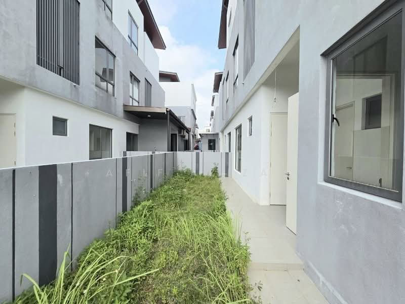 Rumah Banglo untuk Dijual di Shah Alam (Selangor) - Afif Azizan - Exterior - PropertyGuru.com.my