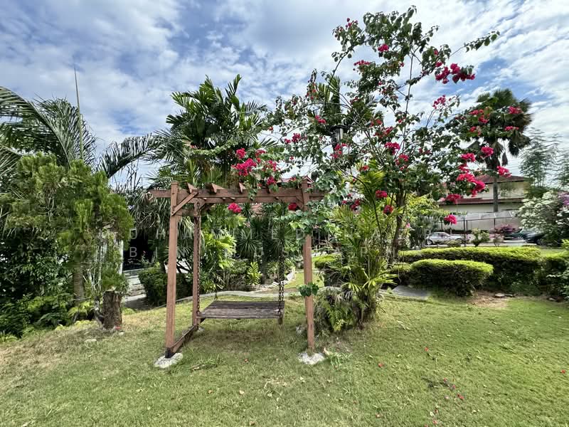 Bungalow for Sale in Country Heights (Kajang) - Muhammed Nazri bin Mustapha - Exterior - PropertyGuru.com.my