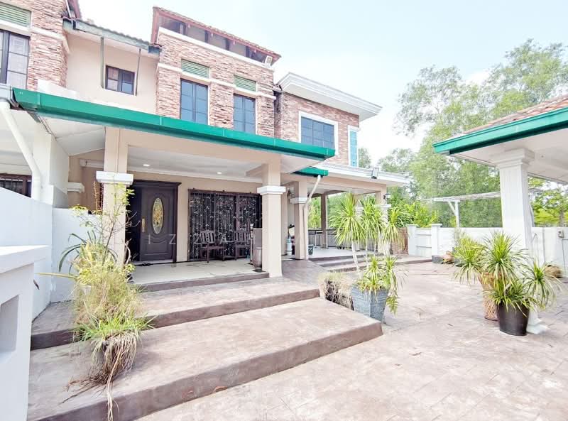 2-storey Terraced House for Sale in Bandar Nusaputra (Puchong) - Izzah Alias - PropertyGuru.com.my