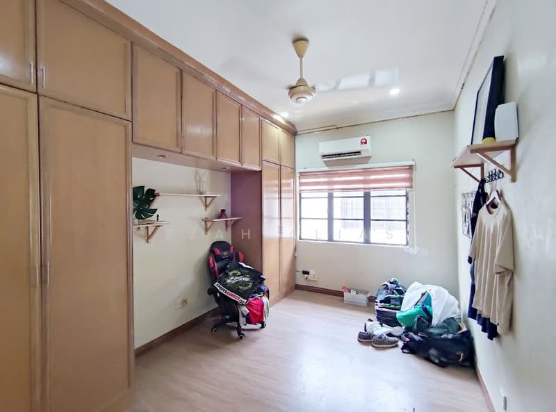 2-storey Terraced House for Sale in Bandar Nusaputra (Puchong) - Izzah Alias - PropertyGuru.com.my
