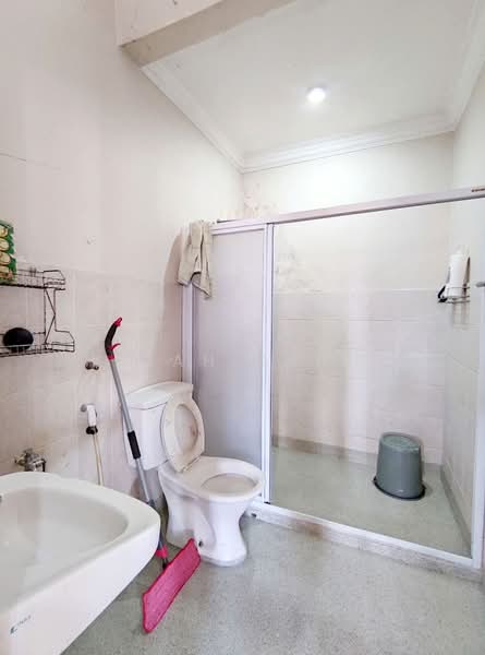 2-storey Terraced House for Sale in Bandar Nusaputra (Puchong) - Izzah Alias - PropertyGuru.com.my