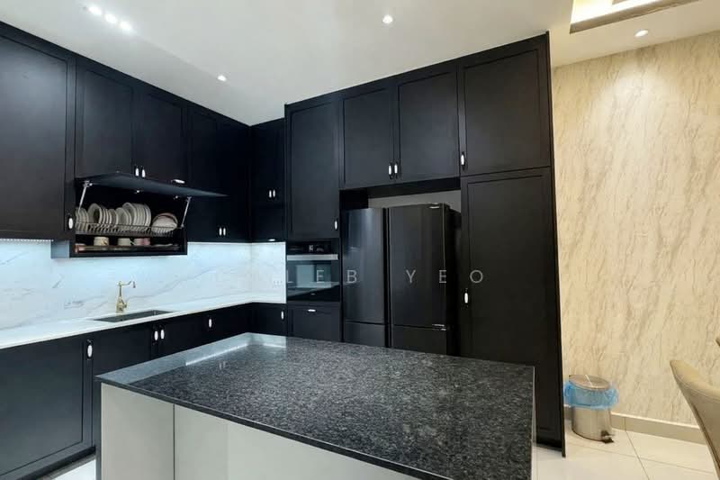 2-storey Terraced House for Sale in Taman Seri Austin (Tebrau) - Caleb Yeo - Kitchen - PropertyGuru.com.my