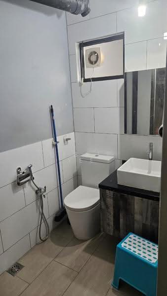 Pangsapuri untuk Dijual di Vista Wira 1 & 2 - Debbie Yee - Bathroom - PropertyGuru.com.my