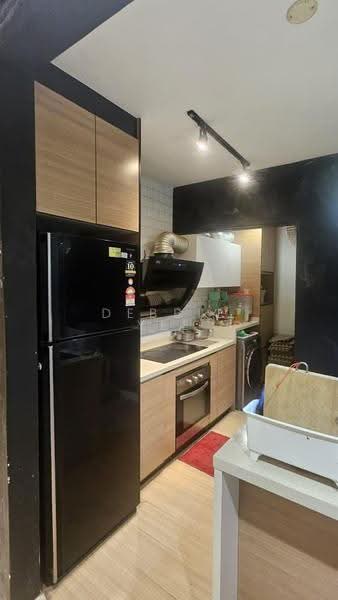 Pangsapuri untuk Dijual di Vista Wira 1 & 2 - Debbie Yee - Kitchen - PropertyGuru.com.my