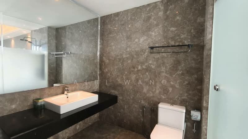 Servis Apartment untuk Dijual di The Shore @ Malacca River - Aibi Wang - Bathroom - PropertyGuru.com.my