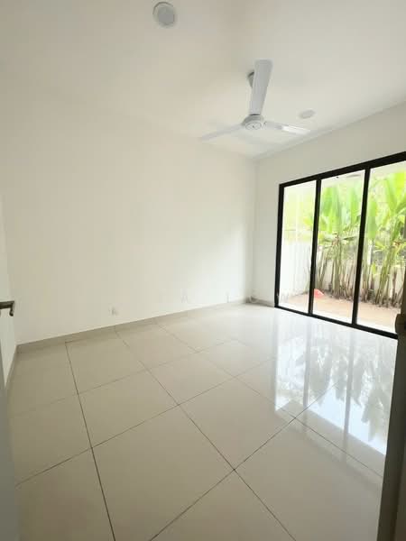 Rumah Berkembar untuk Disewa di Bandar Tropicana Aman (Telok Panglima Garang) - Sara Low - Interior - PropertyGuru.com.my
