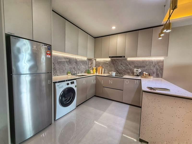 Apartment for Sale at R&F Princess Cove Phase 3-New Casa Suites - Benjamin Oh - Kitchen - PropertyGuru.com.my