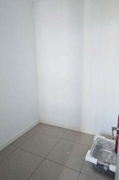 Service Residence for Sale at The Pulse Residence - Hann . - Interior - PropertyGuru.com.my