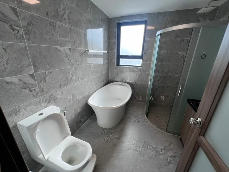 Cluster House for Sale in Forest City (Gelang Patah) - Shanice Tan - Bathroom - PropertyGuru.com.my