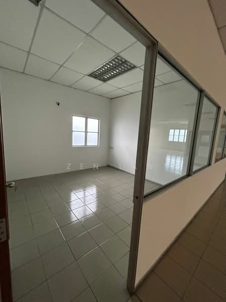 Detached Factory for Rent in Puchong (Selangor) - Zen Law - Interior - PropertyGuru.com.my