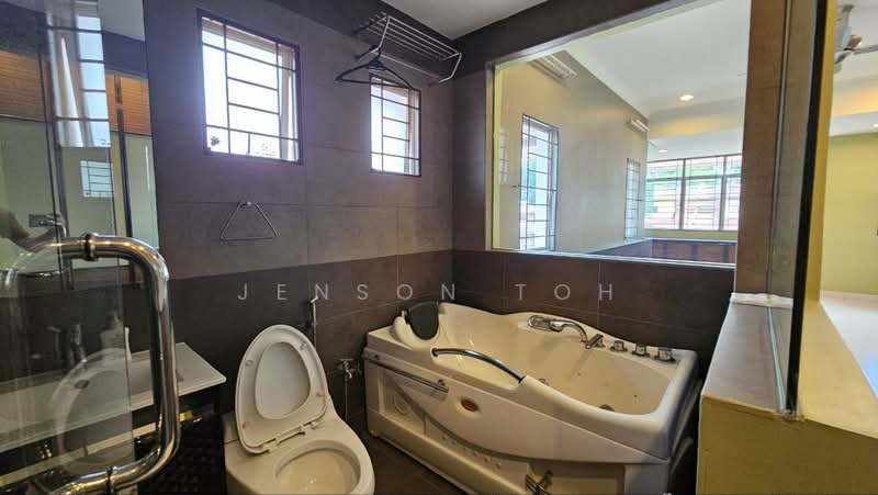 Semi-Detached House for Sale in Shah Alam (Selangor) - Jenson Toh - Bathroom - PropertyGuru.com.my